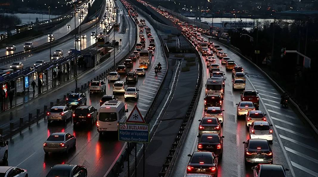 Tüm sürücüleri ilgilendiriyor: Güncel trafik cezaları ne kadar? 8